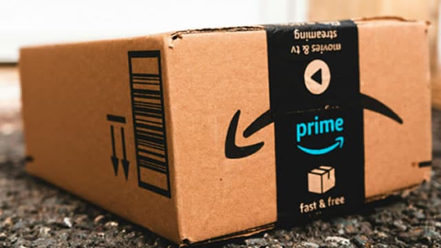 WallâŊStreet Analyst Boosts Amazon Price Target After Q3 Lift